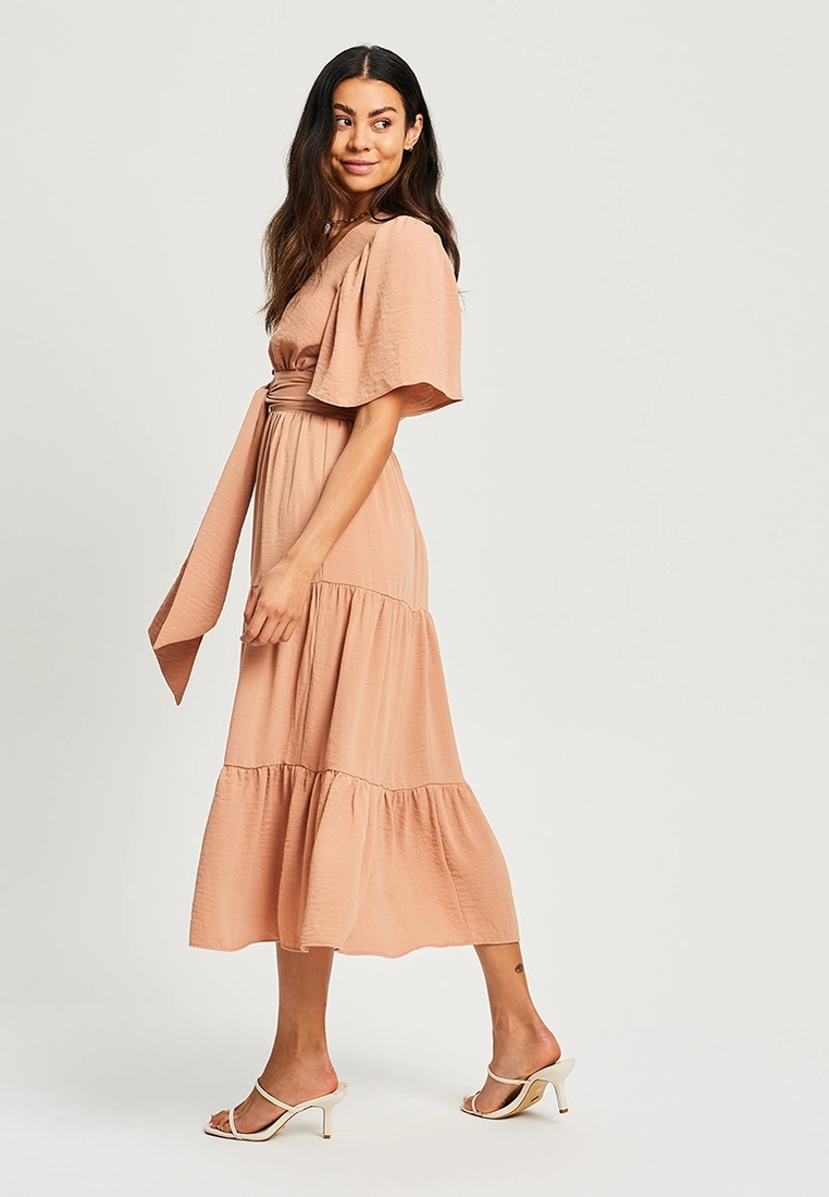 Tussah Arielle Midi Dress 4 Tussah Arielle Midi Dress - Image 2