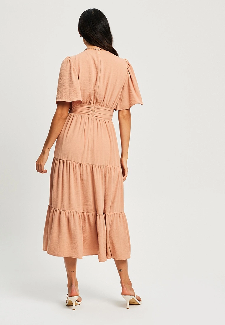 Tussah Arielle Midi Dress 5 Tussah Arielle Midi Dress - Image 3