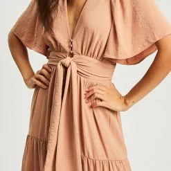 Tussah Arielle Midi Dress 11 Tussah Arielle Midi Dress -Tussah Shop tussah 1554 1075616 4