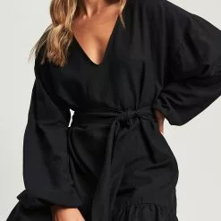 Tussah Remie Midi Dress -Tussah Shop tussah 1559 3865616 4