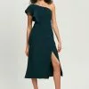 Tussah Roslina Midi Dress 1 Tussah Roslina Midi Dress -Tussah Shop tussah 1974 4199836 1