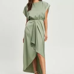 Tussah Madilyn Midi Dress 12 Tussah Madilyn Midi Dress -Tussah Shop tussah 4818 0077936 5