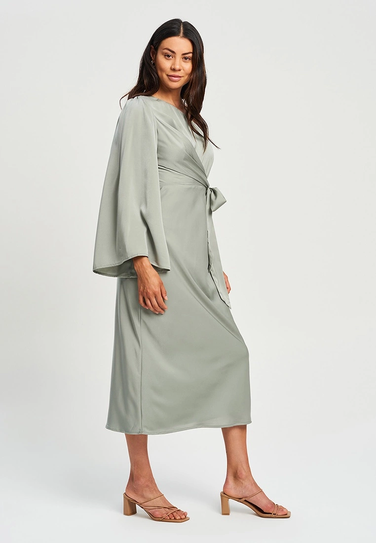 Tussah Cayla Midi Dress 4 Tussah Cayla Midi Dress - Image 2